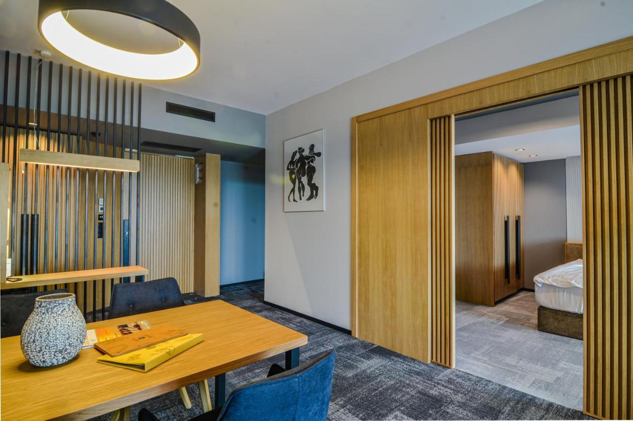 בלצ'יק Boutique Hotel By Blacksearama מראה חיצוני תמונה